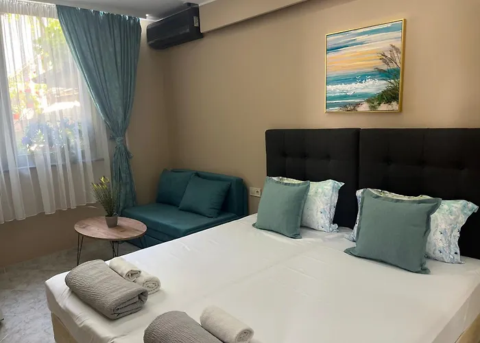 за гости бела Ahtopol